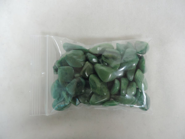 Trommelsteine Jade (Größe S)  7,50€
