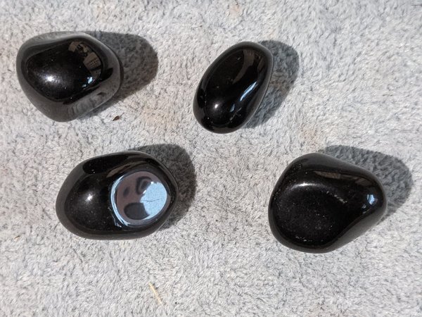 Obsidian Apachenträne ca. 2 cm